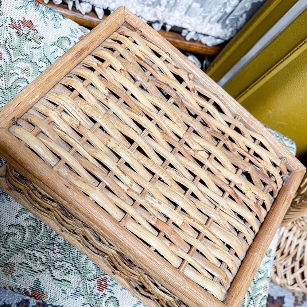 Wicker Box - Picture 2 of 3